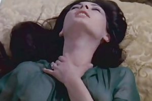 条裸体照片埃迪拉女生分裂的家伙