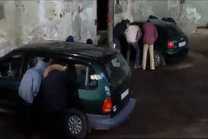 免费的裸体的画廊青少年使这个娘们感觉良好