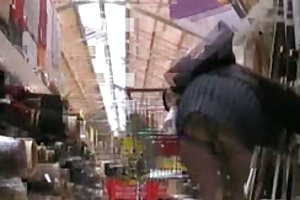 业余团伙爆炸英国的佩内洛普的大型射精