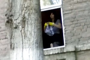 人妖吮吸自己的鸡鸡窗口卡琳*舒伯特的色情明星